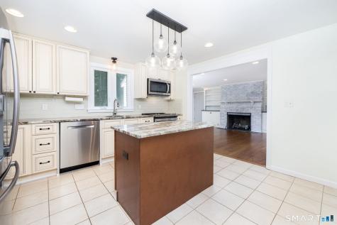 47 Paper Chase Trail Avon CT 06001