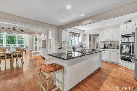 15 Hemlock Hollow Road Woodbridge CT 06525