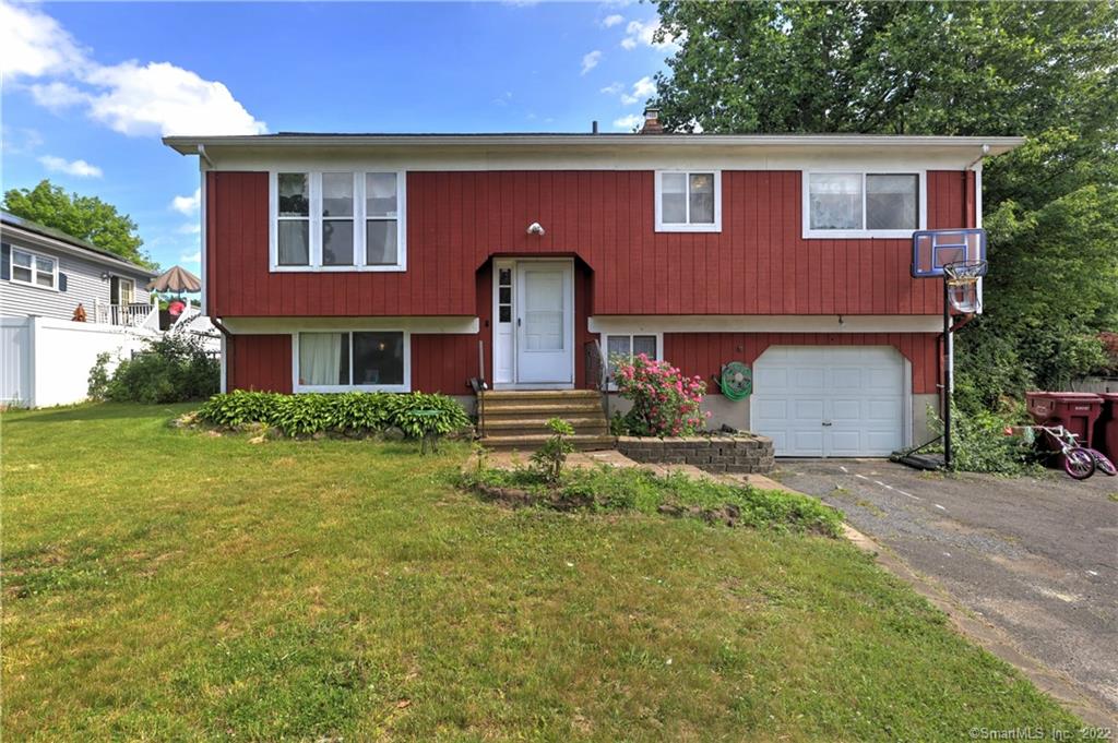 101 Bluebird Drive Naugatuck CT 06770