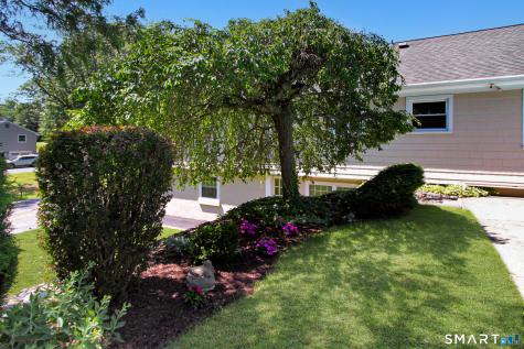 21 Twin Circle Drive Trumbull CT 06611
