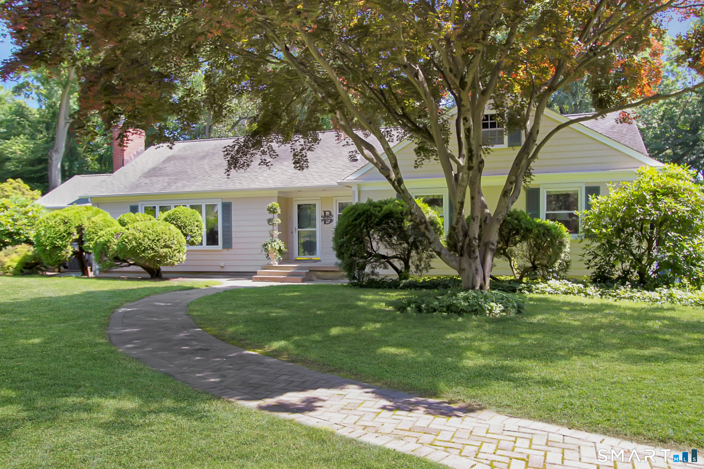 21 Twin Circle Drive Trumbull CT 06611