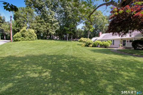 21 Twin Circle Drive Trumbull CT 06611