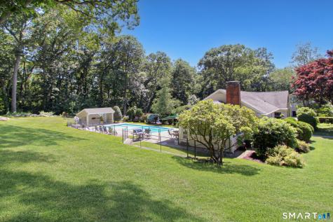 21 Twin Circle Drive Trumbull CT 06611
