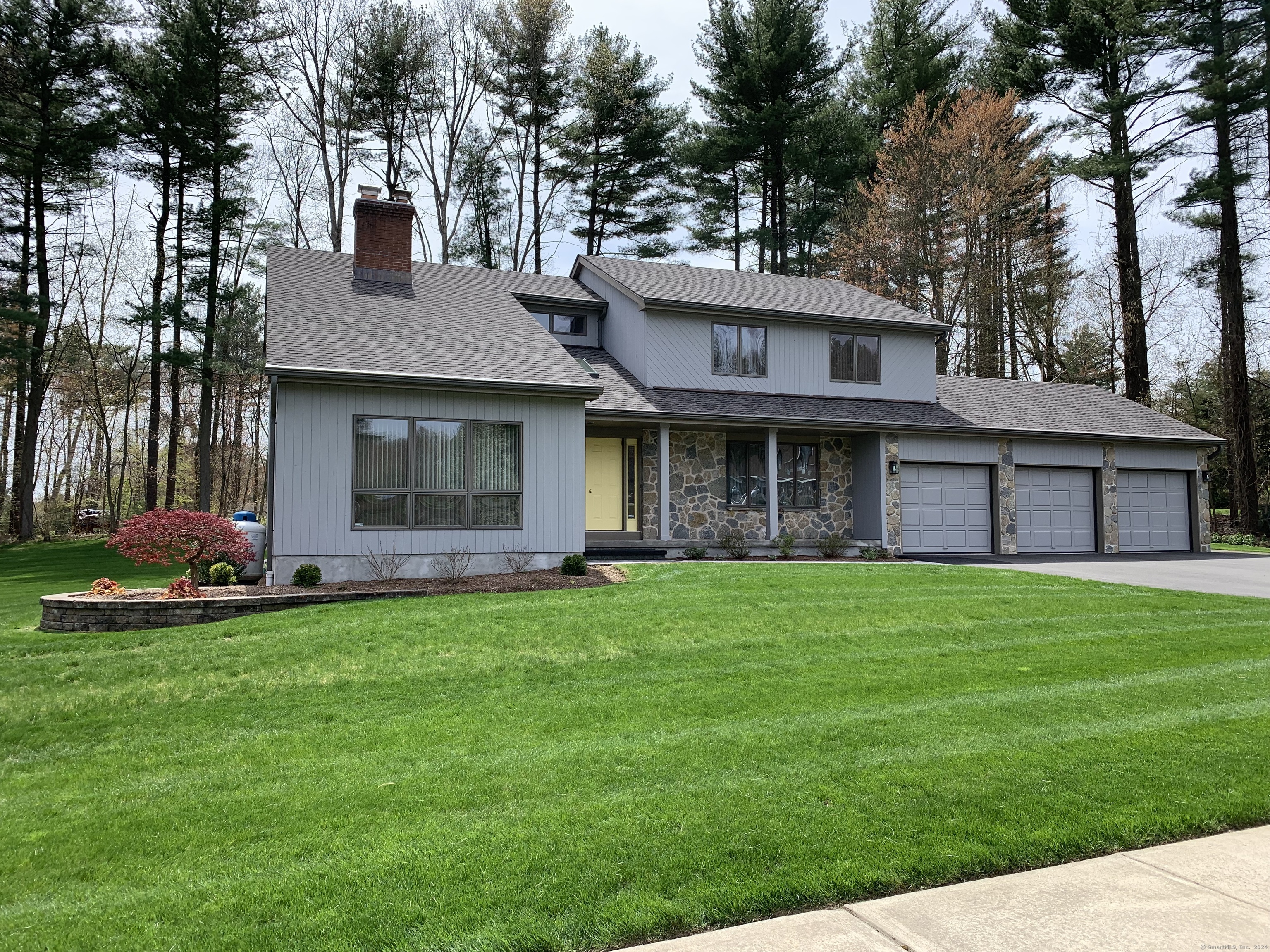 21 Brockway Road Ellington CT 06029