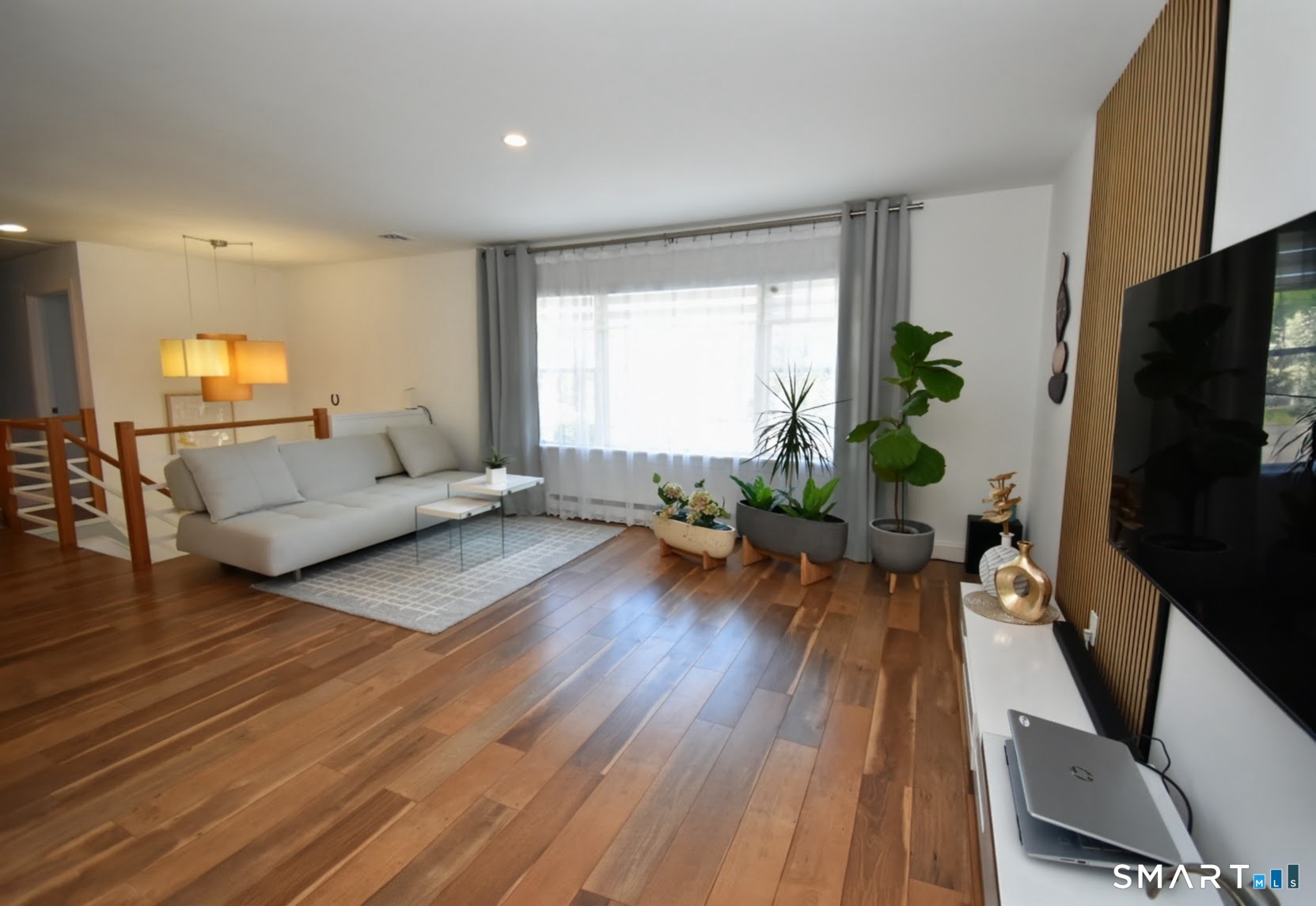 38 Algonquin Way Bristol CT 06010
