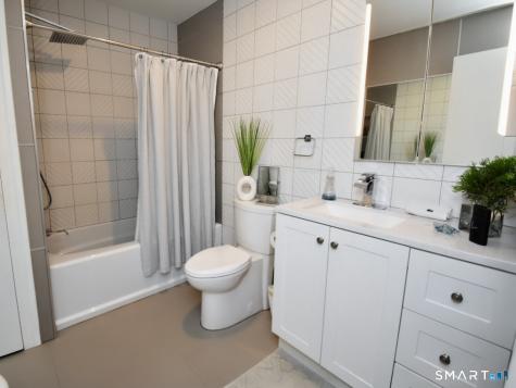 38 Algonquin Way Bristol CT 06010