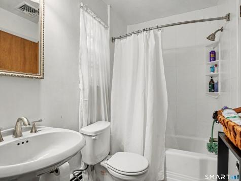 60 Bunnell Avenue Stratford CT 06614