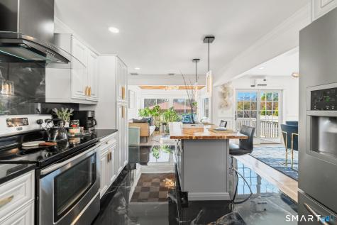 121 Ravencrest Drive Stratford CT 06614