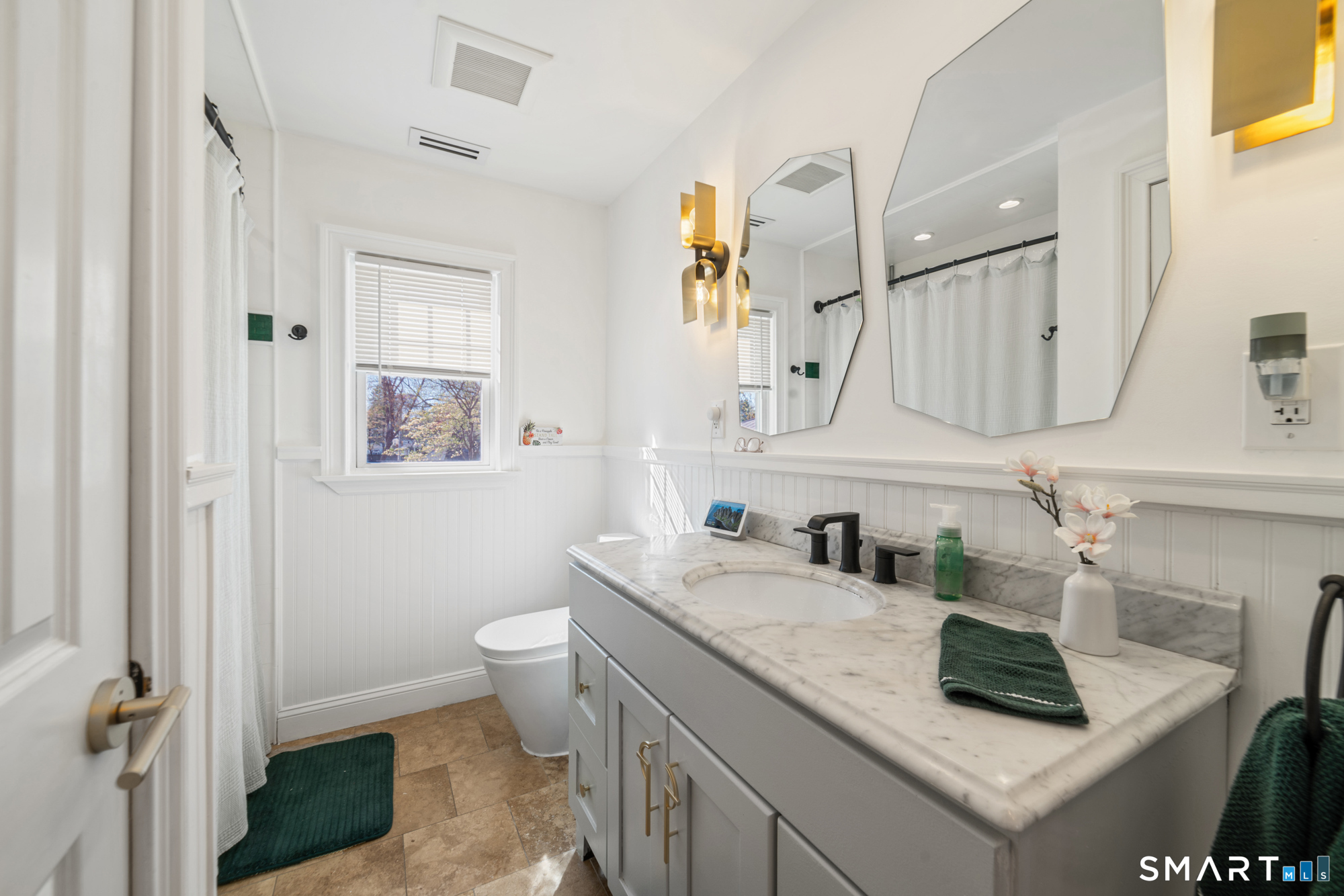 121 Ravencrest Drive Stratford CT 06614