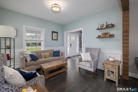 81 Evergreen Crossing New Hartford CT 06057