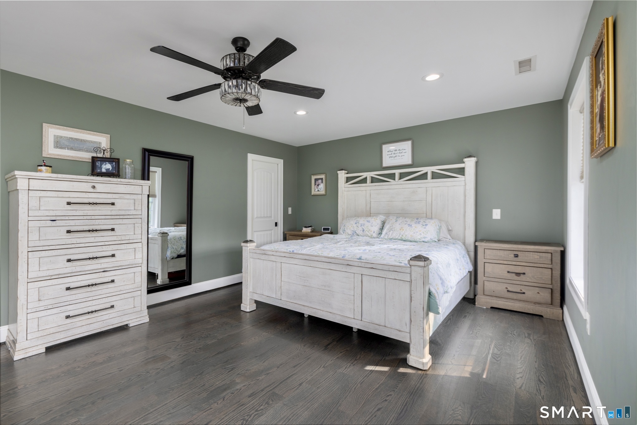 81 Evergreen Crossing New Hartford CT 06057