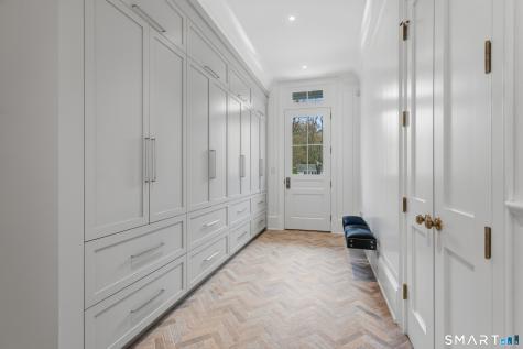 17 Vineyard Lane Westport CT 06880