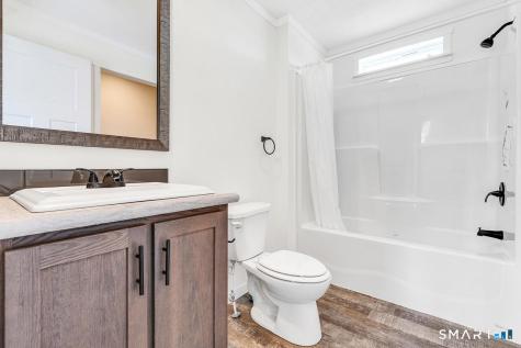 22 E Street Groton CT 06340