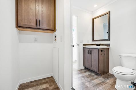 22 E Street Groton CT 06340