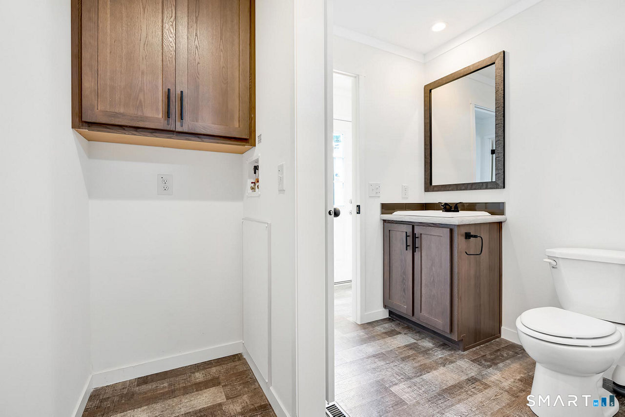 22 E Street Groton CT 06340