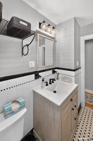 13 Iver Avenue East Haven CT 06512