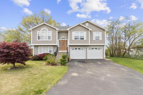 13 Woodcrest Drive Waterbury CT 06708
