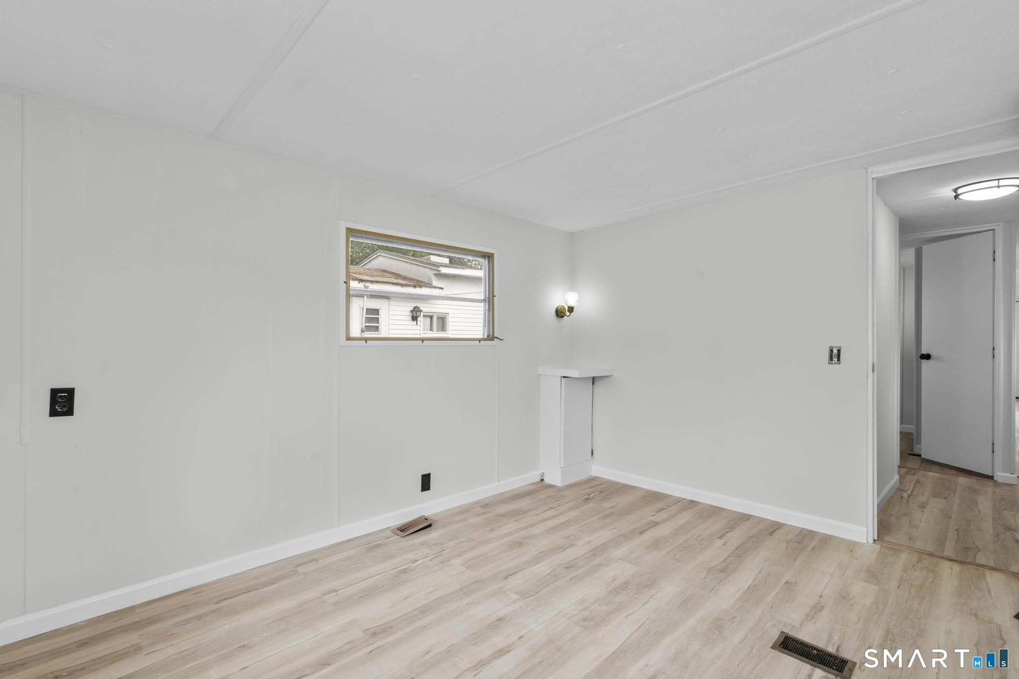 15 Broadway North Westbrook CT 06498