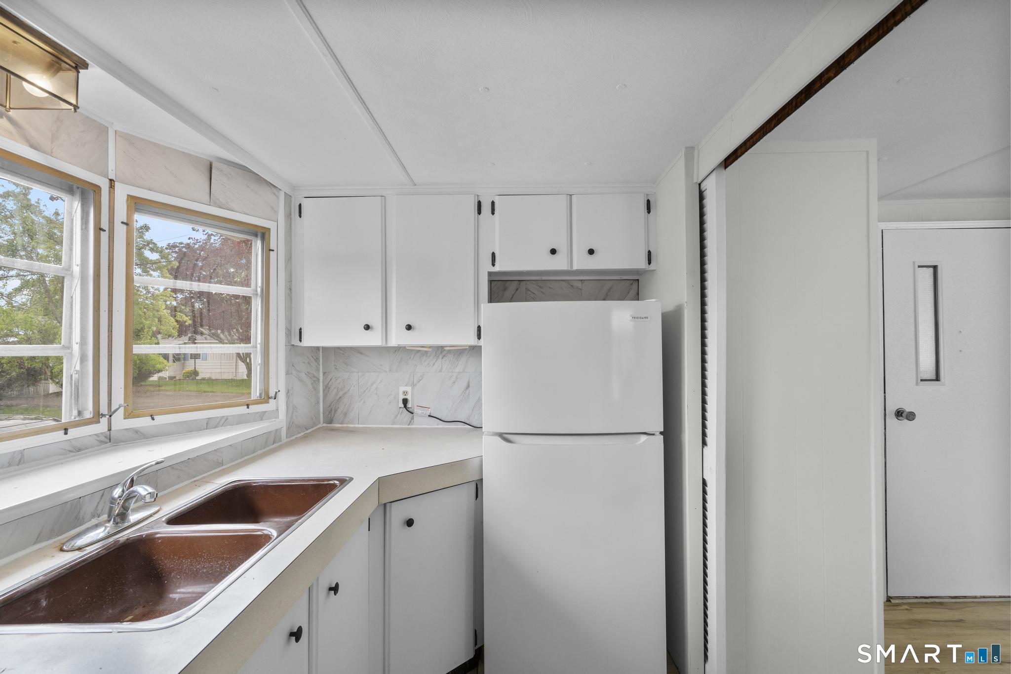 15 Broadway North Westbrook CT 06498