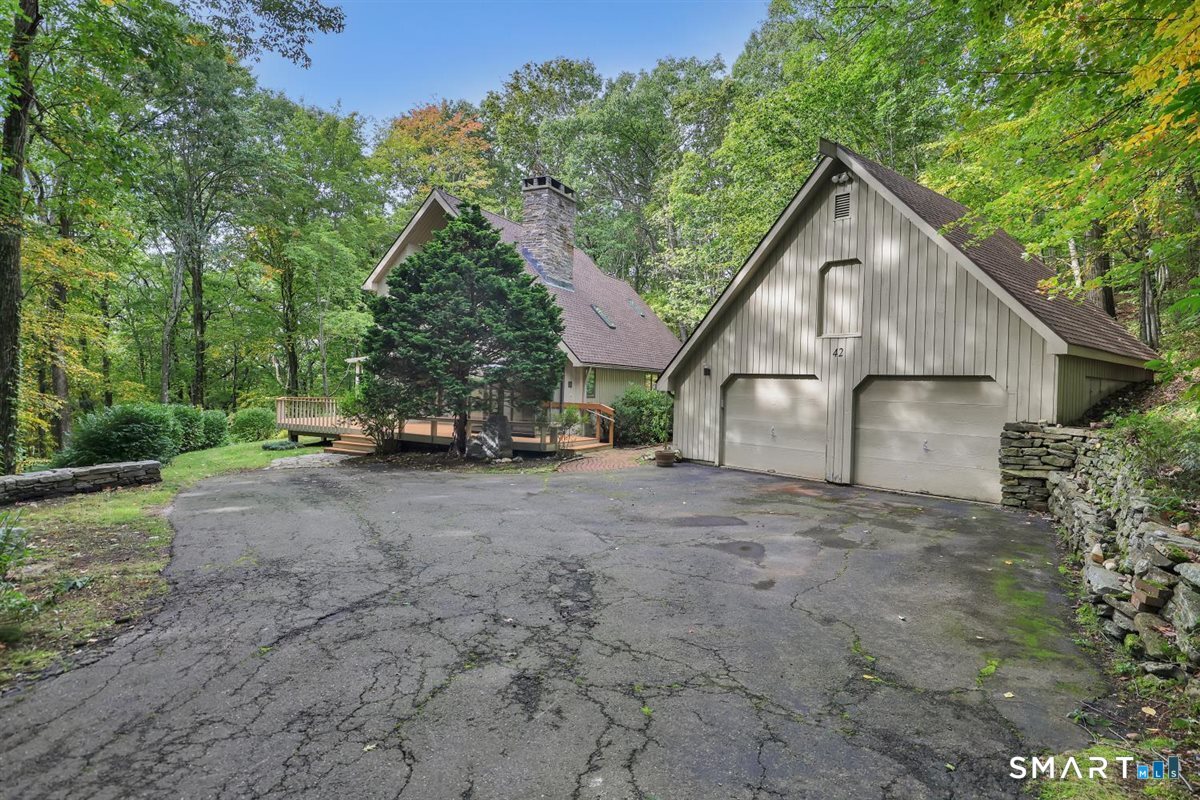 42 Taine Mountain Road Burlington CT 06013