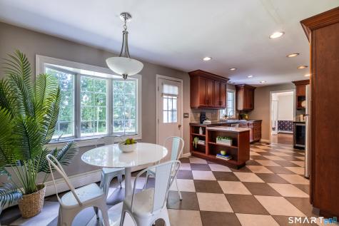 5 Grand Place Newtown CT 06470