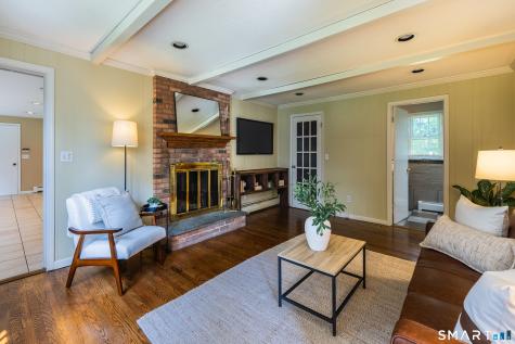 5 Grand Place Newtown CT 06470