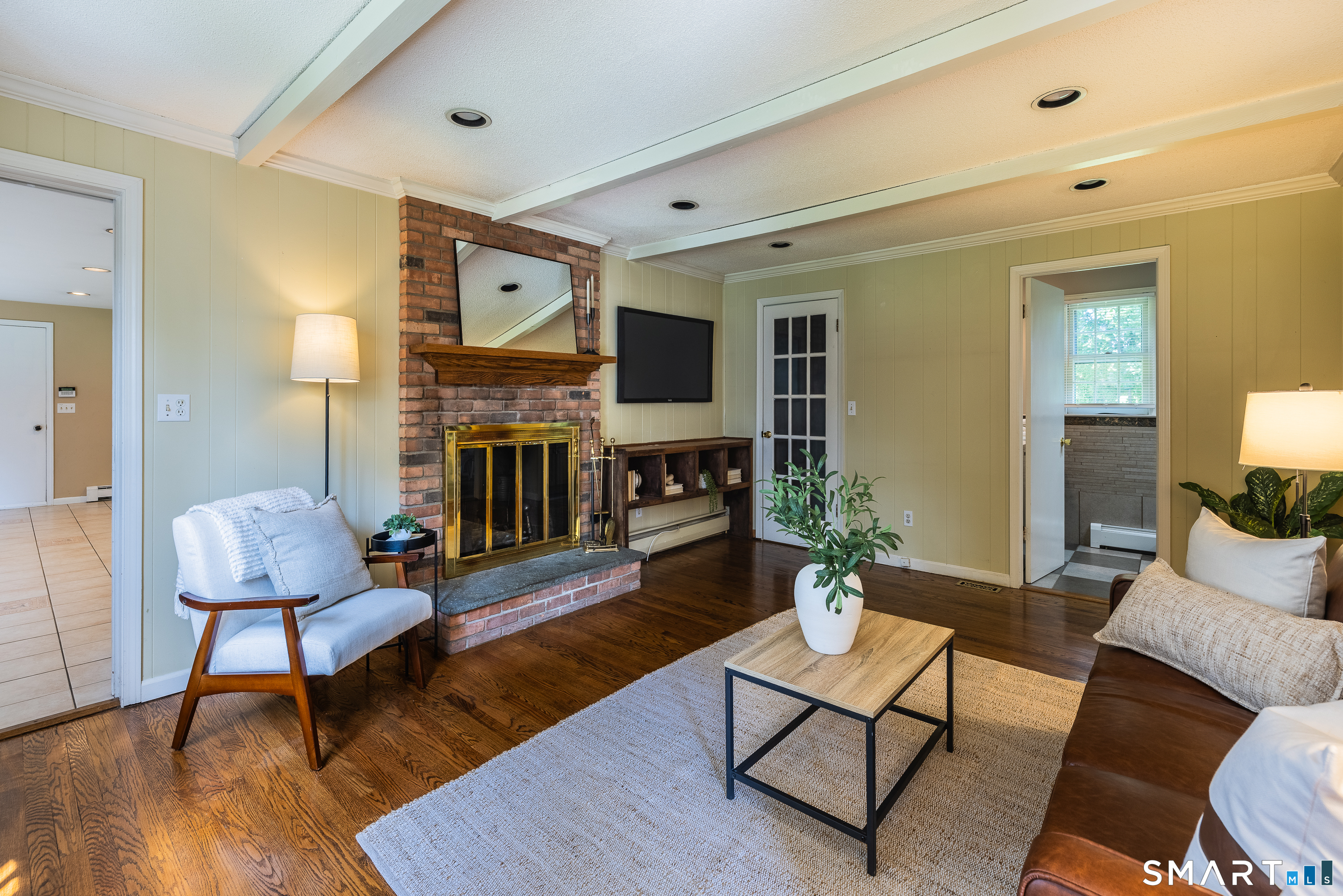 5 Grand Place Newtown CT 06470