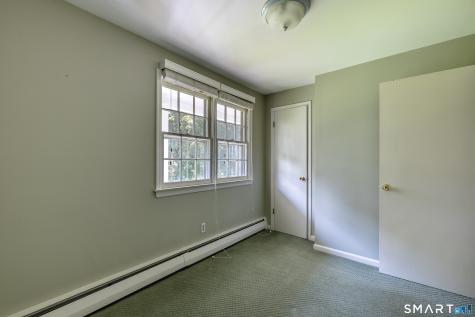 5 Grand Place Newtown CT 06470