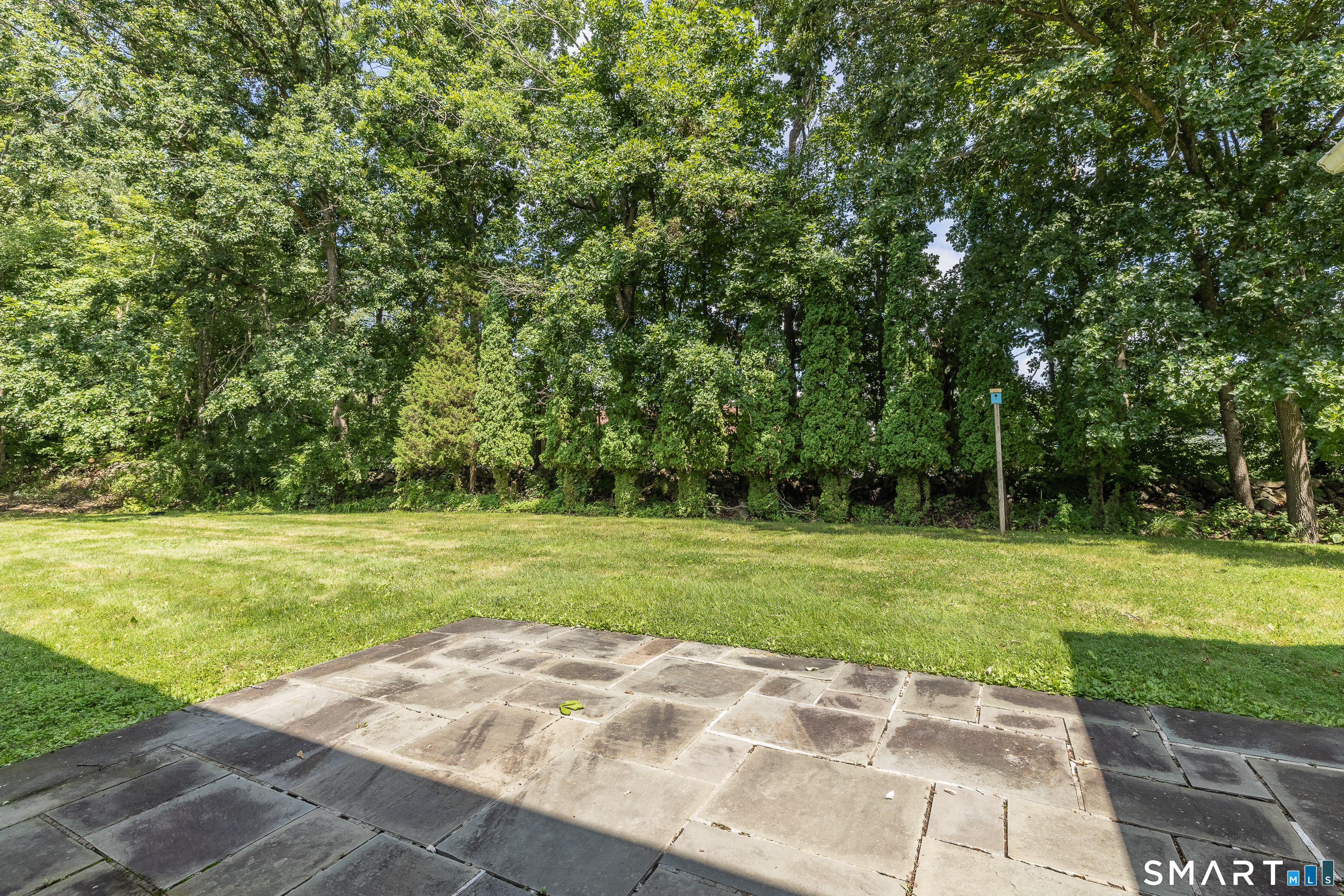 5 Grand Place Newtown CT 06470