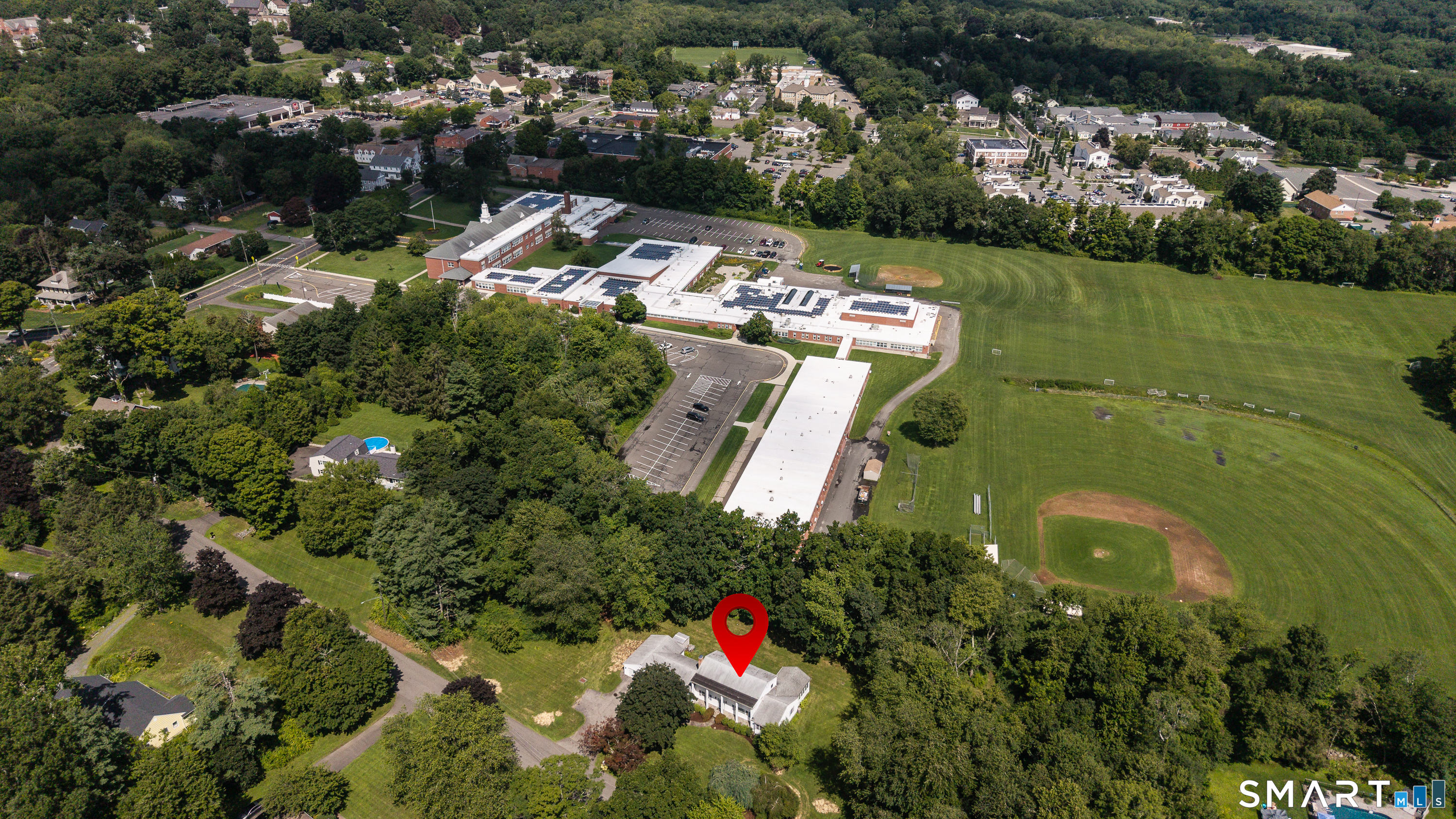 5 Grand Place Newtown CT 06470