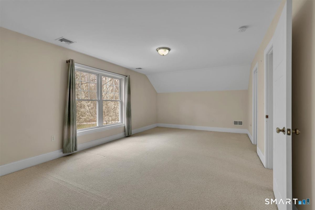 30 Beacon Hill Drive Mansfield CT 06268