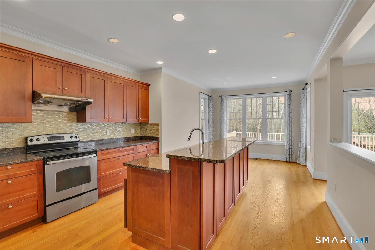 30 Beacon Hill Drive Mansfield CT 06268