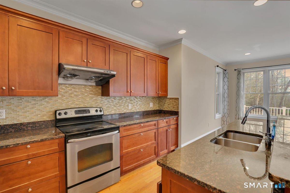 30 Beacon Hill Drive Mansfield CT 06268