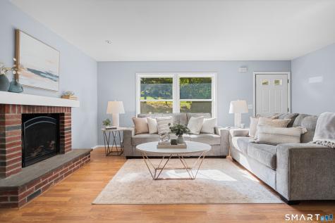18 Hilltop Drive Ellington CT 06029