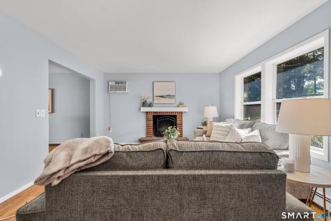18 Hilltop Drive Ellington CT 06029