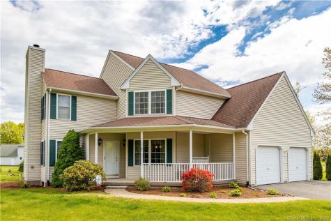 18 Stony Brook Drive Suffield CT 06078