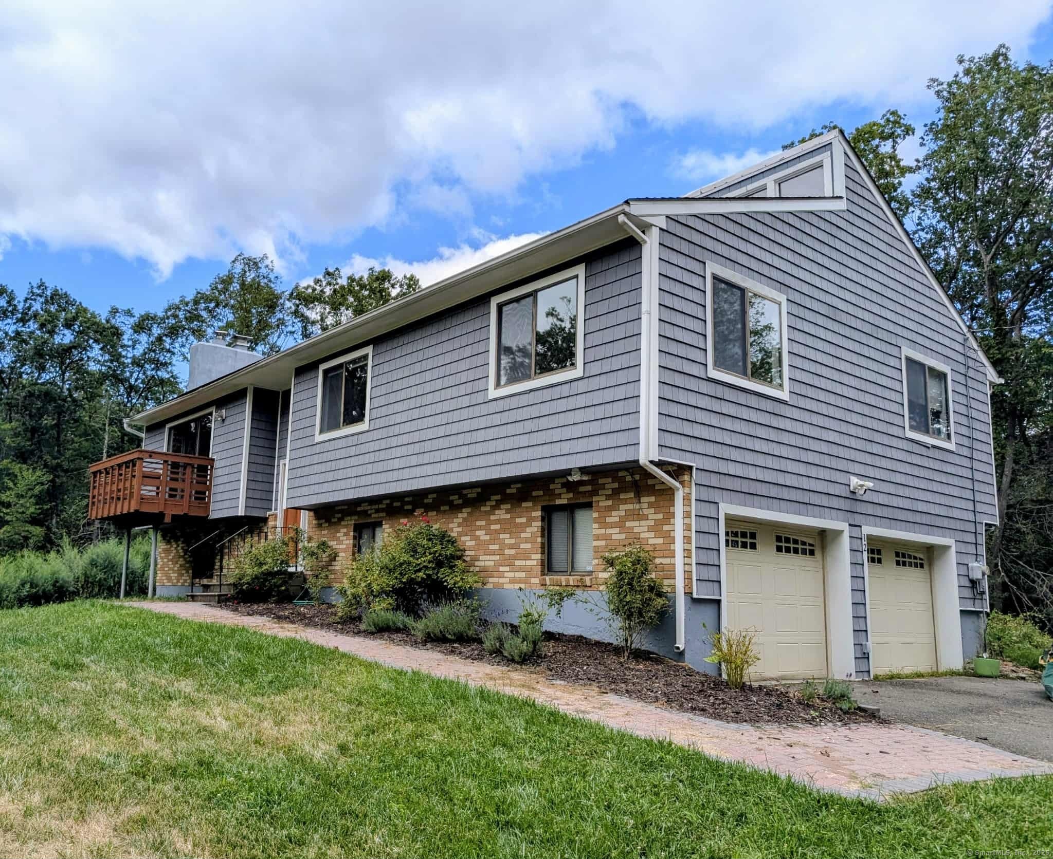 12 North Nabby Road Danbury CT 06811