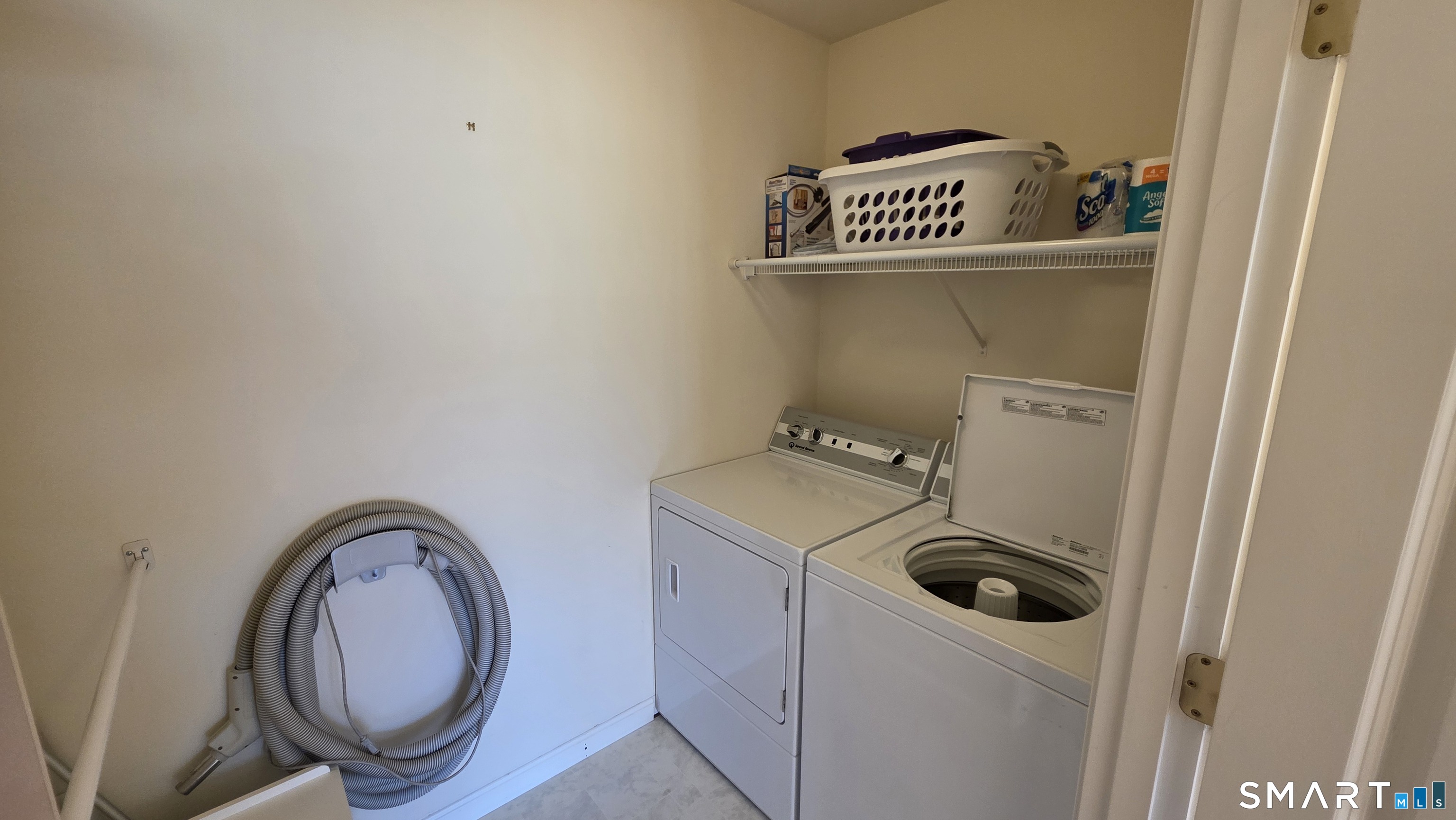 32 Wright Road Killingly CT 06239