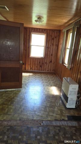 87 Oxford Drive East Hartford CT 06118