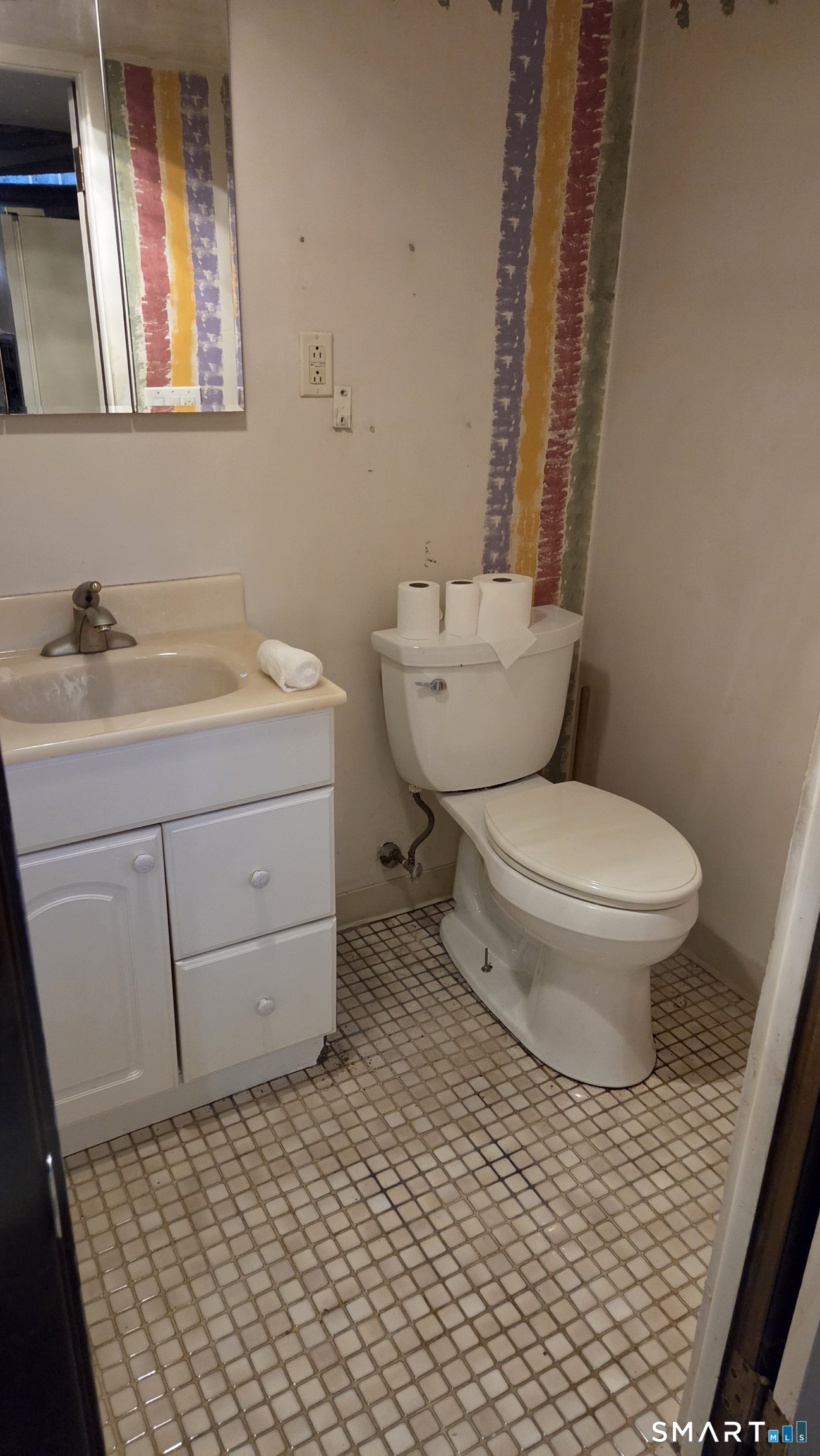 87 Oxford Drive East Hartford CT 06118