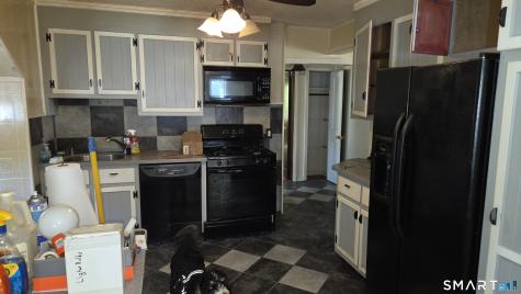 87 Oxford Drive East Hartford CT 06118