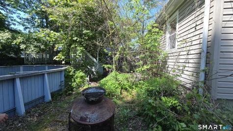87 Oxford Drive East Hartford CT 06118