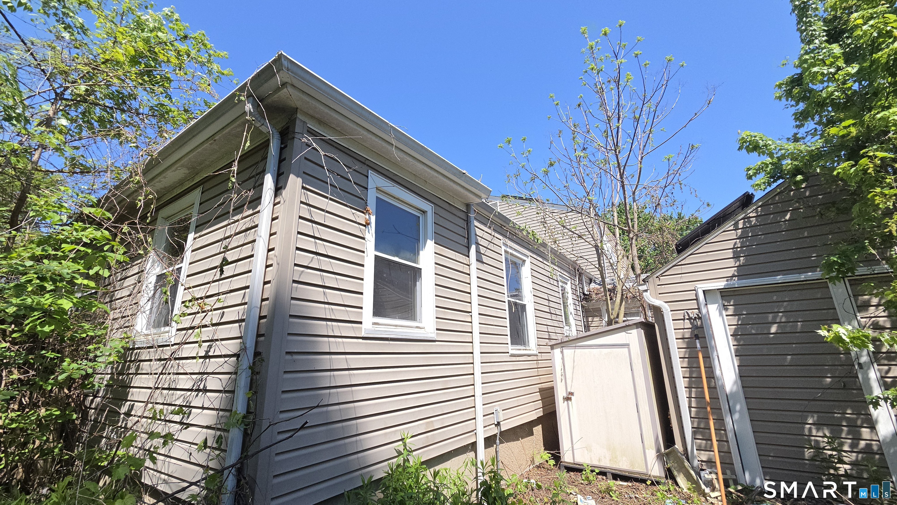 87 Oxford Drive East Hartford CT 06118