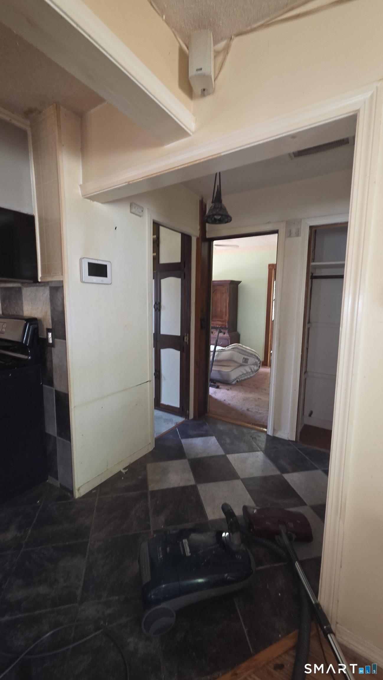 87 Oxford Drive East Hartford CT 06118