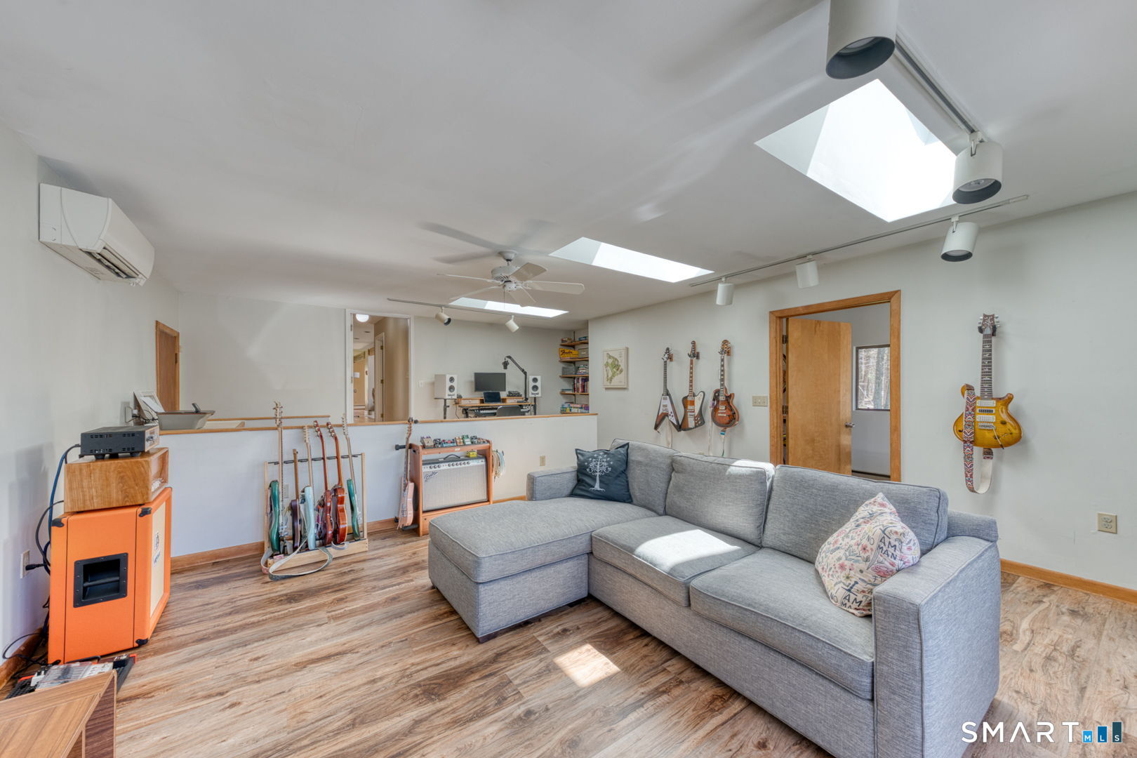 129 Sawmill Brook Lane Mansfield CT 06250