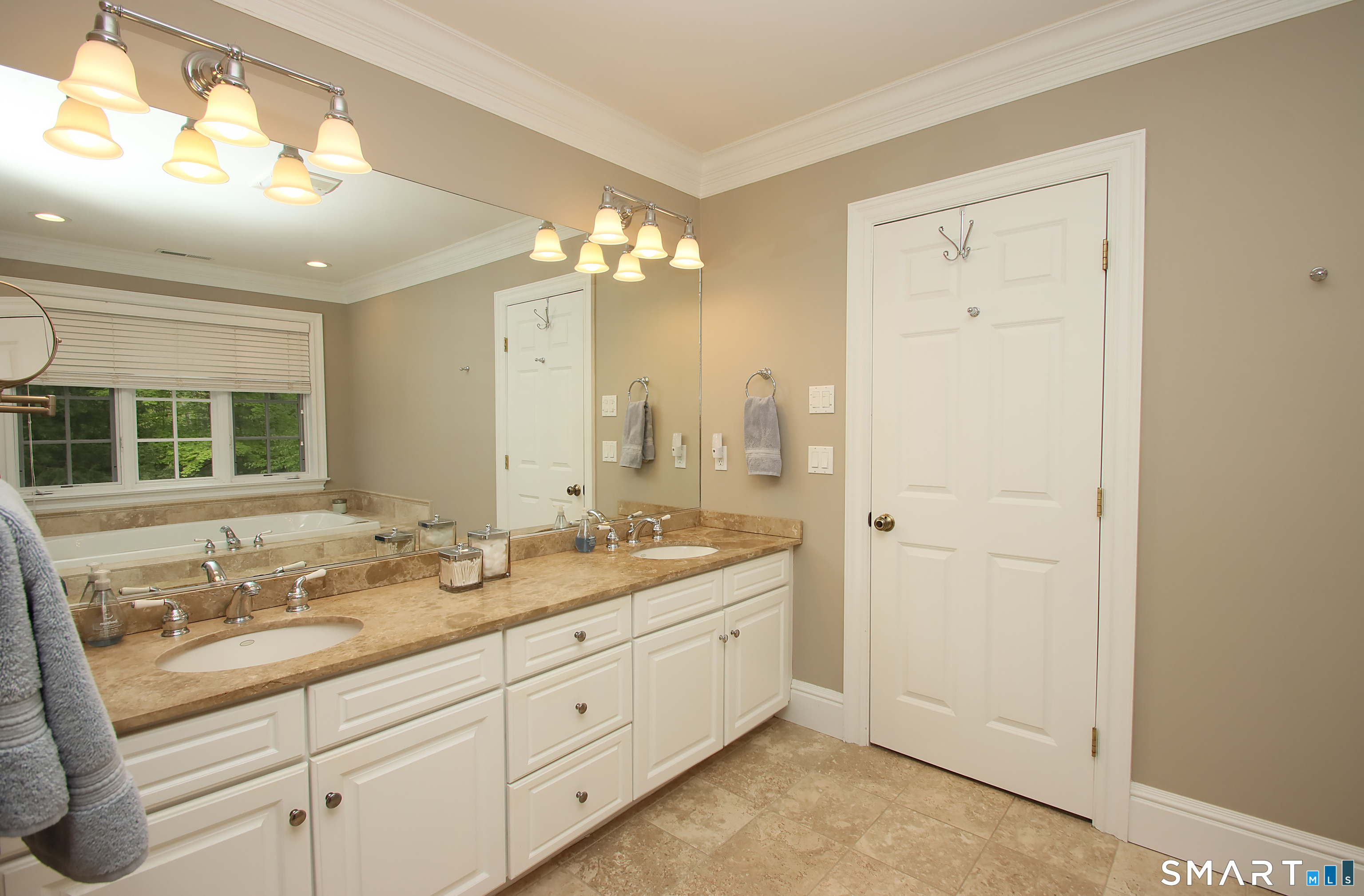 28 Quail Ridge Drive Avon CT 06001