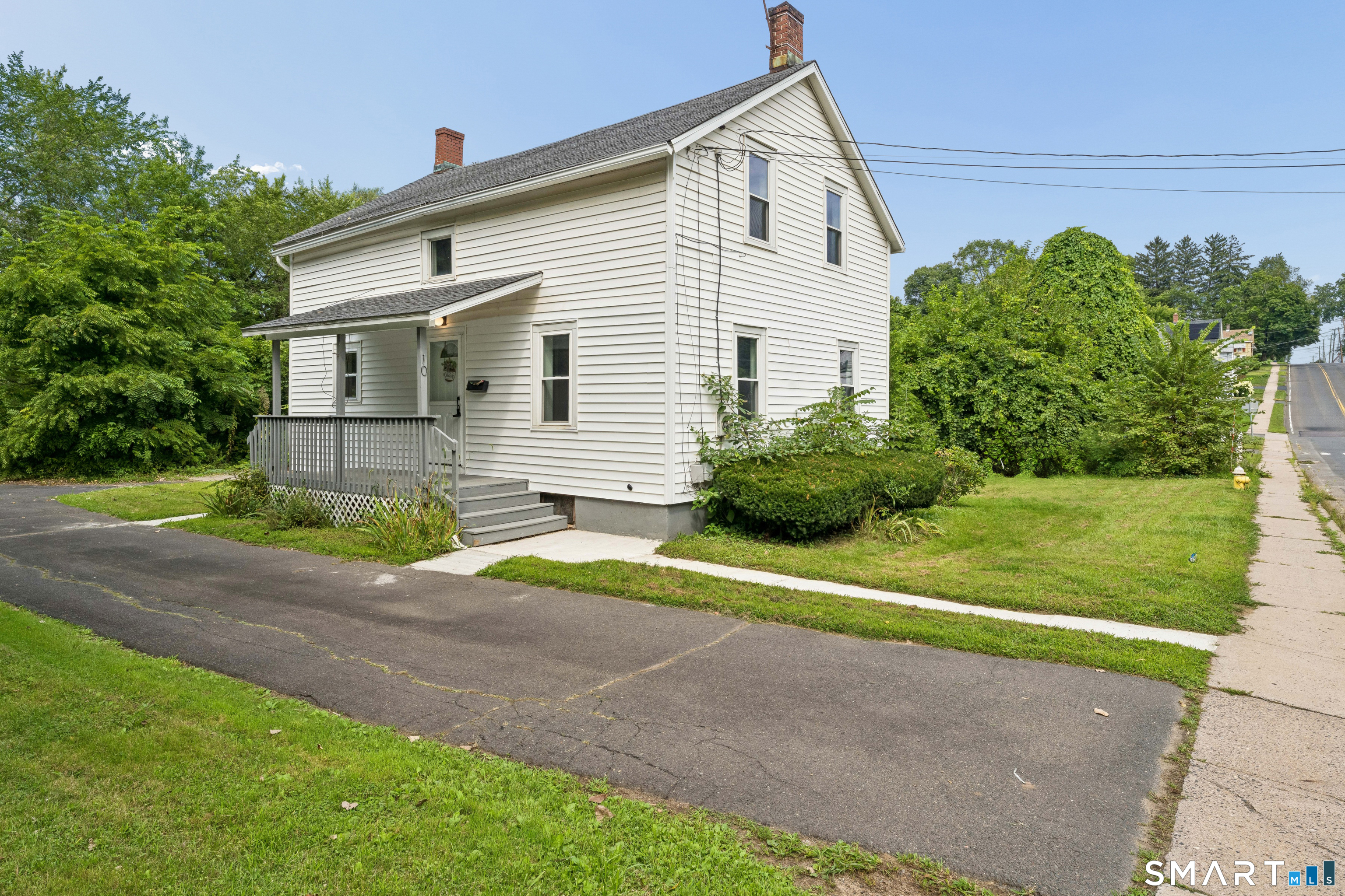 10 Center Street Windsor Locks CT 06096
