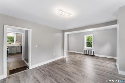 10 Center Street Windsor Locks CT 06096