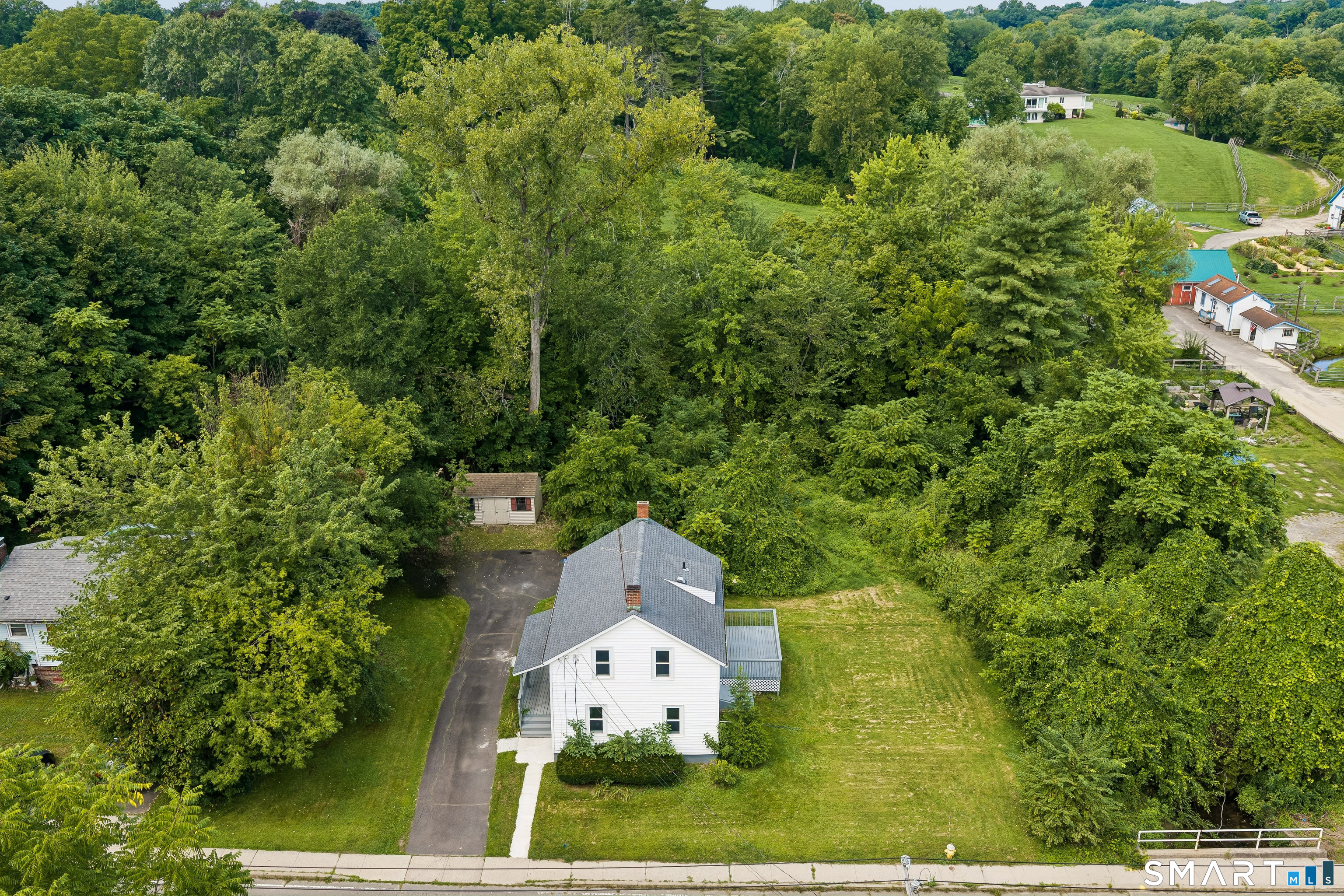10 Center Street Windsor Locks CT 06096