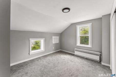10 Center Street Windsor Locks CT 06096